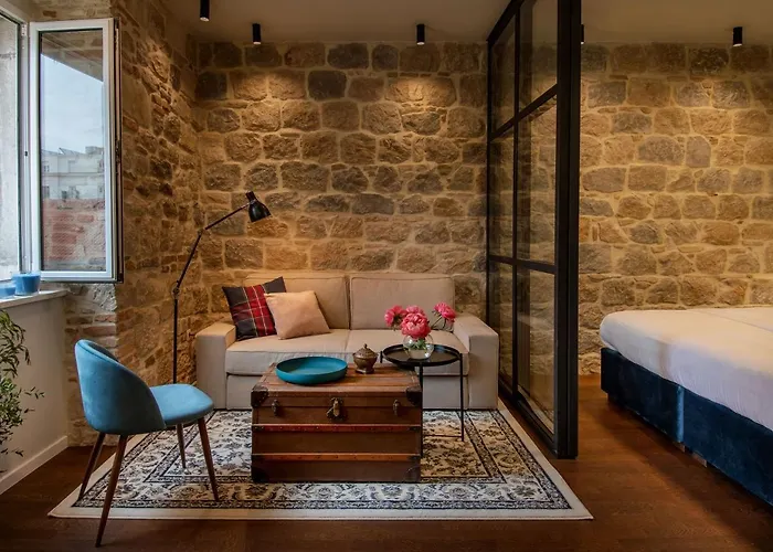 Luxury Mareta Bed & Breakfast